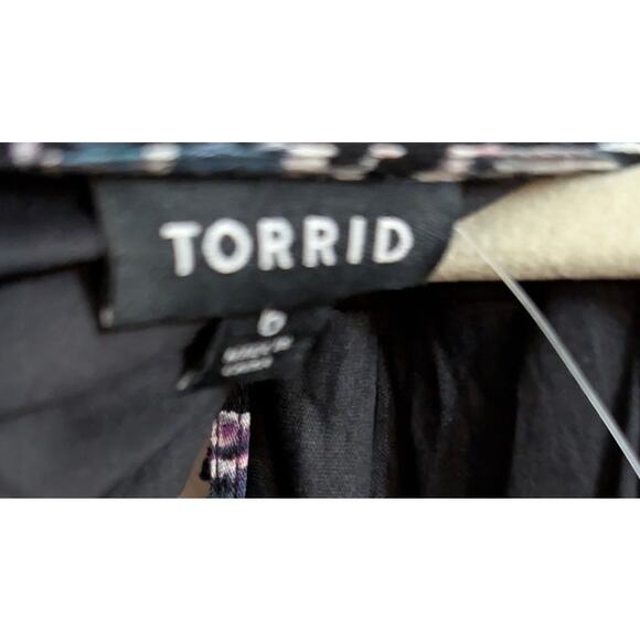 Torrid Womens Dress Plus Size 6 6X Strappy Back Chevron Black Pink Pockets New - Picture 3 of 5